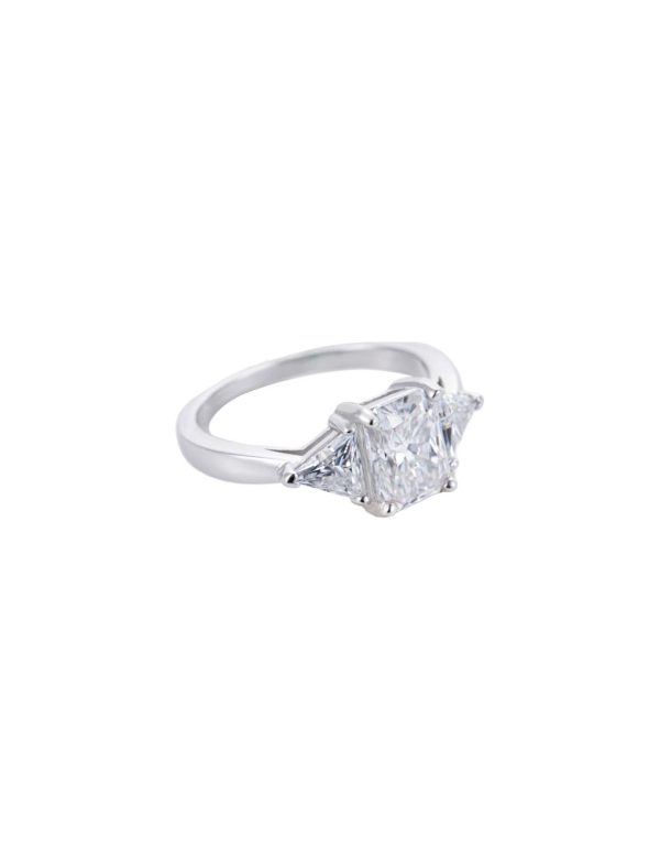 细节图2 3ct Radiant Moissanite Three-Stone Ring