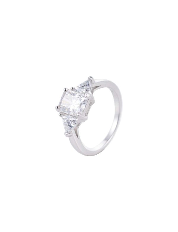 细节图3 3ct Radiant Moissanite Three-Stone Ring